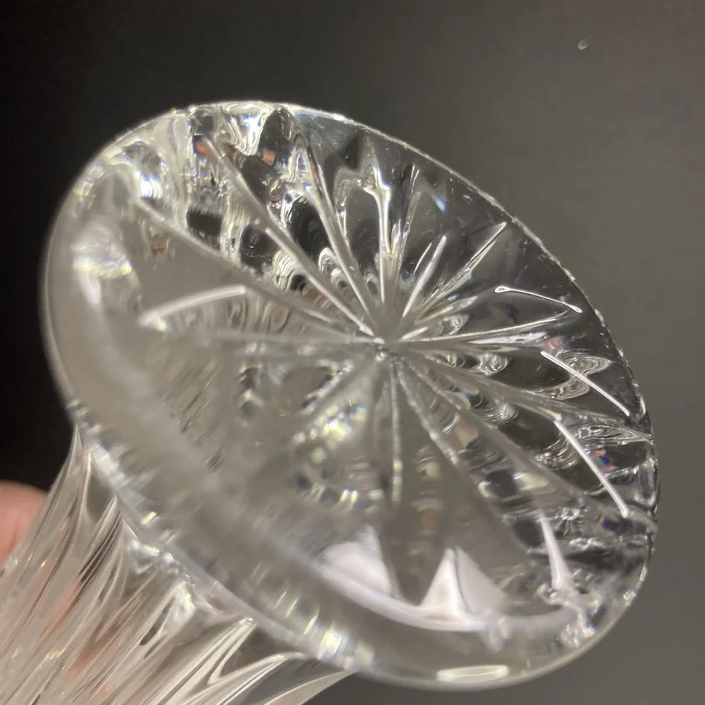 Vtg Oneida Crystal Southern Garden Rose Flower Bud Vase,‎ 7 inches